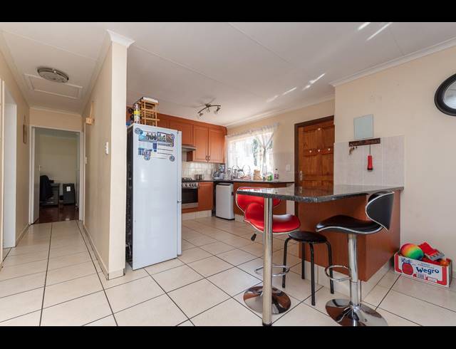3 BEDROOM TOWNHOUSE SOLD IN ELANDSPARK